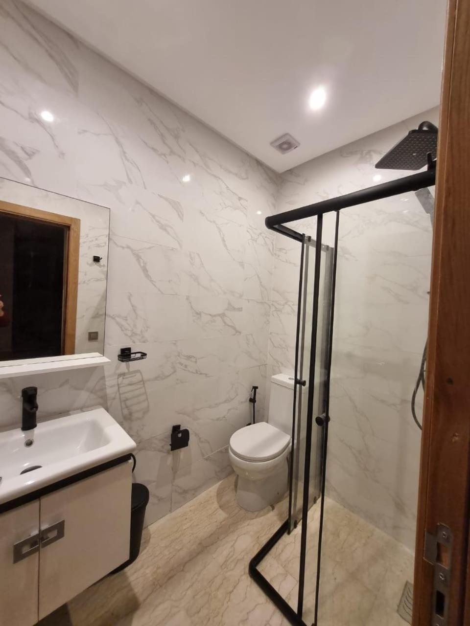 Cosy 2br, In Downtown, Near Anoual Tramway Apartamento Casablanca